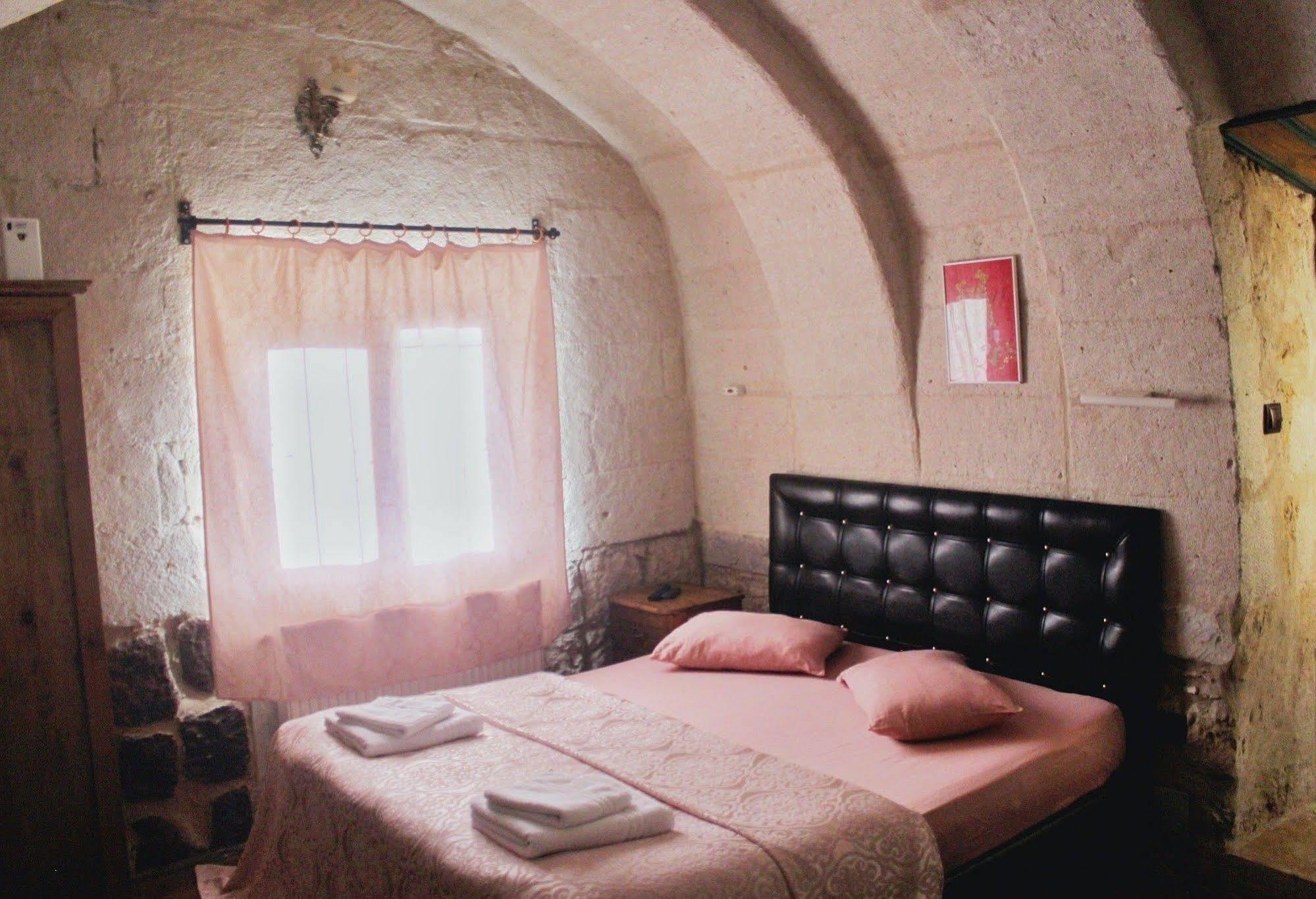 أوروغوبْ 7 Oda Kapadokya Cave Hotel المظهر الخارجي الصورة